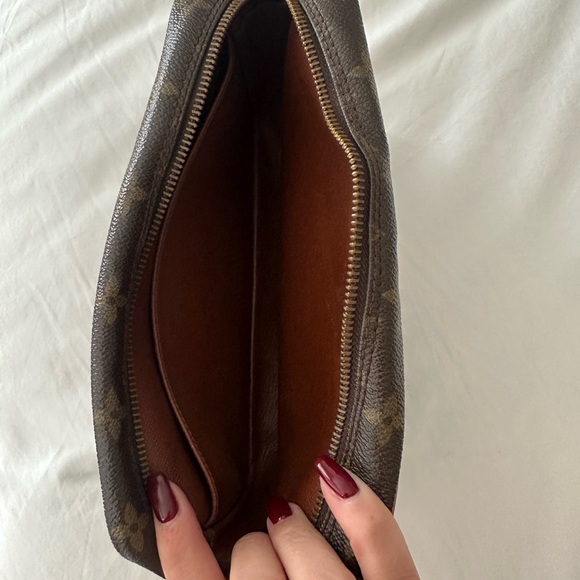 Vintage Louis Vuitton Monogram Compiegne Zippered Case - Picture 7 of 12